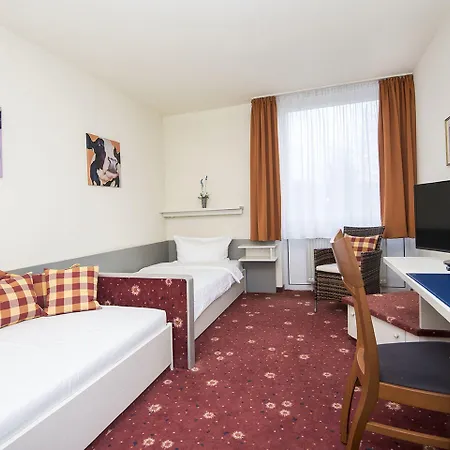 Akzent Hoehenblick Hotell Muehlhausen im Taele