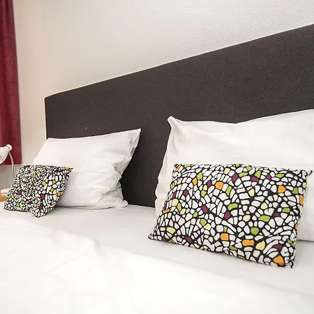 Akzent Hoehenblick Hotell Muehlhausen im Taele