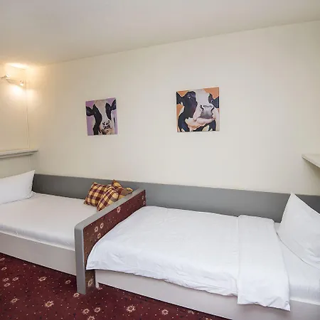 Hotel Akzent Restaurant Höhenblick 3*